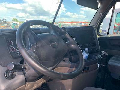 Freightliner Cascadia 125 Steering Column
