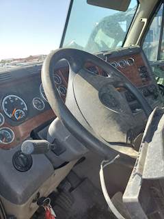 Freightliner Cascadia 125 Steering Column