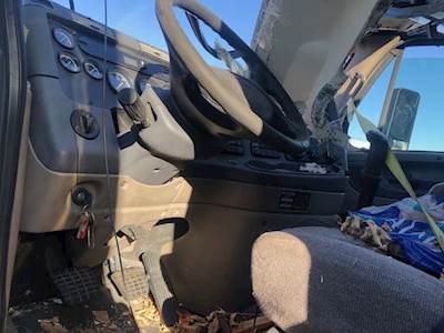 Freightliner Cascadia 125 Steering Column