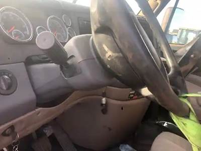 Freightliner Cascadia 125 Steering Column
