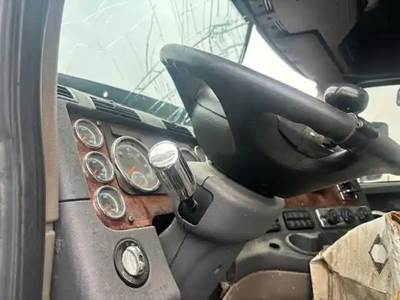 Freightliner Cascadia 125 Steering Column