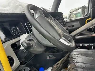 Freightliner Cascadia 126 Steering Column