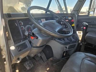 Freightliner Columbia 120 Steering Column