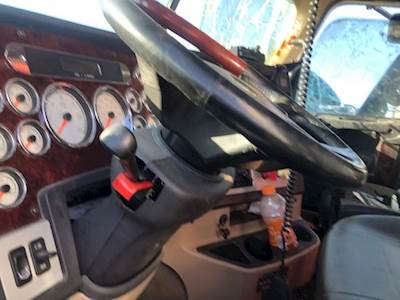Freightliner Coronado 122 Steering Column for a 2013 Freightliner Coronado 12