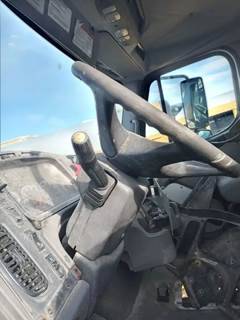 Freightliner M2 106 Steering Column for a 2004 Freightliner M2 106 Heavy Duty