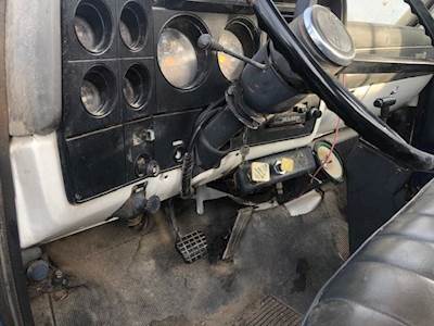 GMC TopKick C7000 Steering Column for a 1987 GMC C7000 Topkick