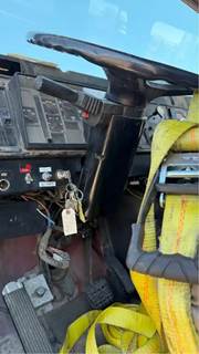 International 4900 Steering Column