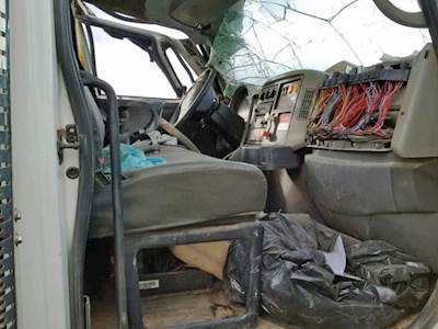 International 7400 Steering Column