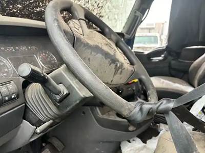 International LT625 Steering Column