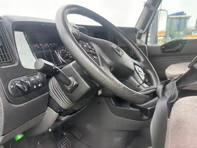International LT625 Steering Column