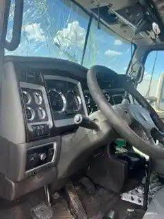 Kenworth T660 Steering Column