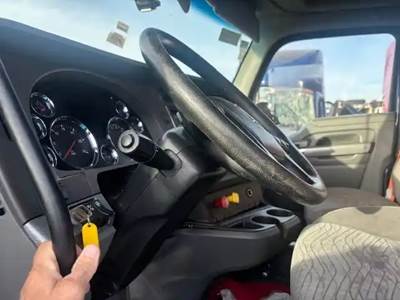 Kenworth T680 Steering Column