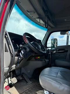 Kenworth T680 Steering Column