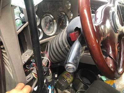 Kenworth T700 Steering Column