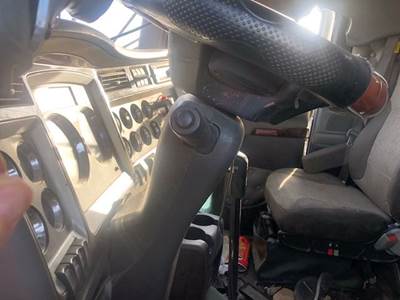 Kenworth T800 Steering Column