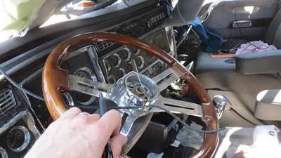 Kenworth W900 Steering Column