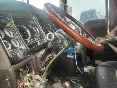 Kenworth W900 Steering Column