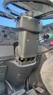 Mack Pinnacle CXU612 Steering Column for a 2017 Mack CXU612