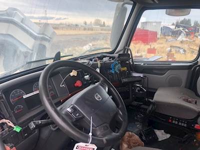 Volvo VNL Steering Column