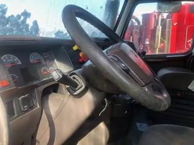 Volvo VNL Steering Column