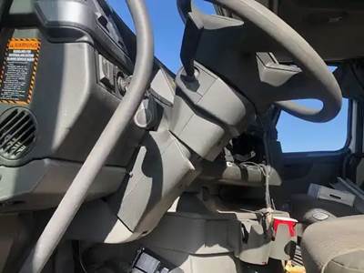 Volvo VNL Steering Column