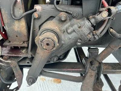 Sheppard M100 Steering Gear / Rack for a 2004 Peterbilt 378