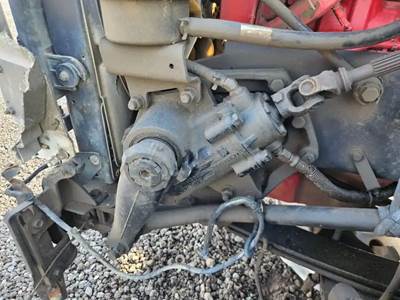 Sheppard M100 Steering Gear / Rack for a 2015 Kenworth T680
