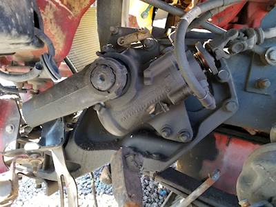TRW/ROSS Steering Gear / Rack for a 2013 Peterbilt 386
