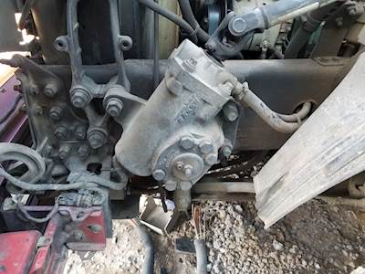 TRW/ROSS Steering Gear / Rack for a 2013 Volvo VNL