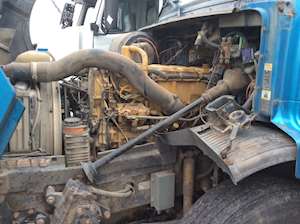 TRW/ROSS Steering Gear / Rack for a 1998 Volvo VNL610