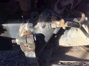 TRW/ROSS Steering Gear / Rack for a 1993 Volvowhitegmc