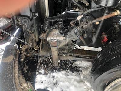 TRW/ROSS Steering Gear / Rack for a 2016 Kenworth T680