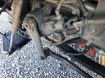 TRW/ROSS Steering Gear / Rack for a 2010 Kenworth T660