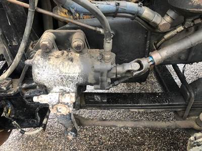 TRW/ROSS Steering Gear / Rack for a 1993 Kenworth T800