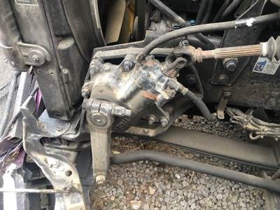 TRW/ROSS Steering Gear / Rack for a 2013 Kenworth T700