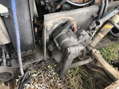 TRW/ROSS Steering Gear / Rack for a 1996 Peterbilt 377