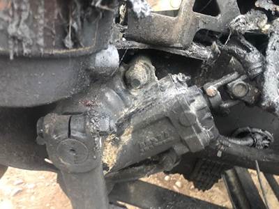 TRW/ROSS Steering Gear / Rack for a 2021 Freightliner Cascadia 126