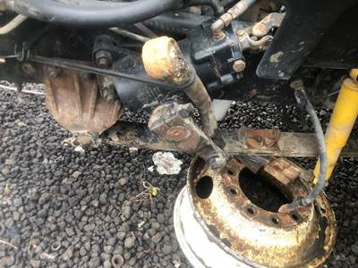 TRW/ROSS Steering Gear / Rack for a 1996 Ford AT9513 Aeromax 113