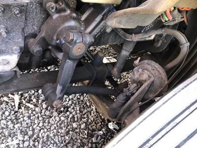 TRW/ROSS Steering Gear / Rack for a 2013 Freightliner Cascadia 132