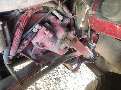 TRW/ROSS Steering Gear / Rack for a 2007 Kenworth T800