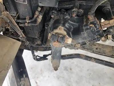 TRW/ROSS Steering Gear / Rack for a 2012 Kenworth T800