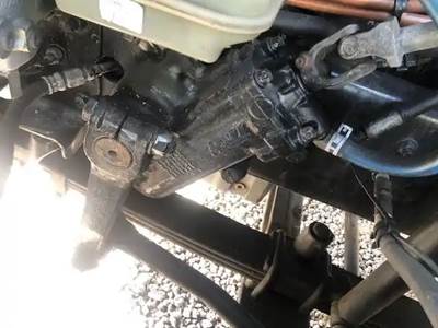 TRW/ROSS Steering Gear / Rack for a 2014 Freightliner Cascadia 125
