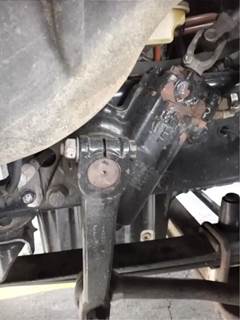 TRW/ROSS Steering Gear / Rack for a 2014 Freightliner Cascadia 125
