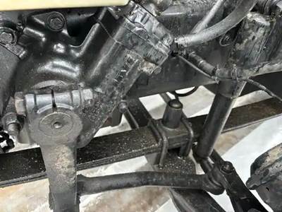 TRW/ROSS Steering Gear / Rack for a 2014 Freightliner Cascadia 125