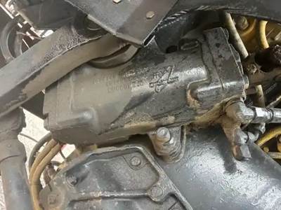 TRW/ROSS Steering Gear / Rack for a 1990 Western Star 5900