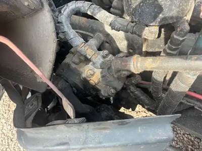 TRW/ROSS Steering Gear / Rack for a 1997 Freightliner FLD120