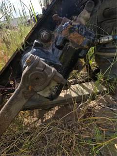 TRW/ROSS Steering Gear / Rack for a 2008 Kenworth W900