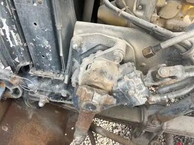TRW/ROSS Steering Gear / Rack for a 1991 Peterbilt 379