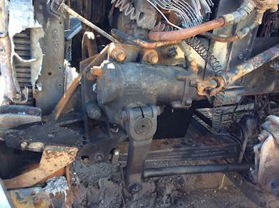 TRW/ROSS Steering Gear / Rack for a 2001 Kenworth T800