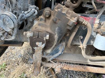 TRW/ROSS TAS65014A Steering Gear / Rack for a 2004 Western Star 4900 SA